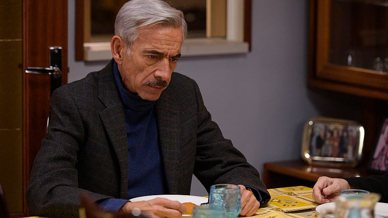 As� comienza el cap�tulo 395: "Tan cansado y peque�o"