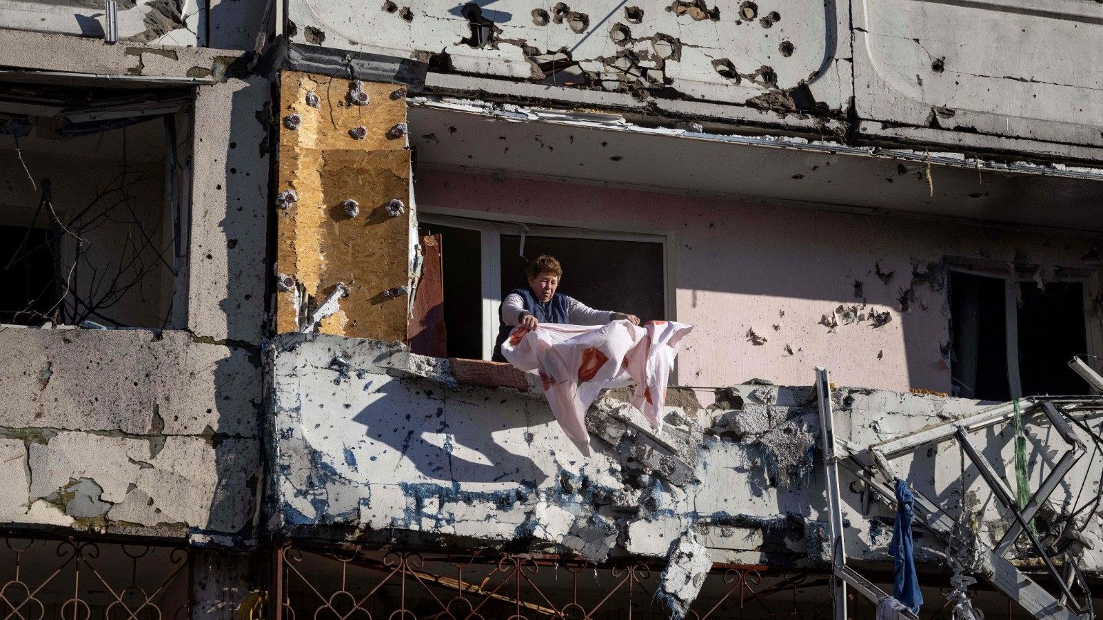 Rusia mantiene el ataque a civiles en Kiev 