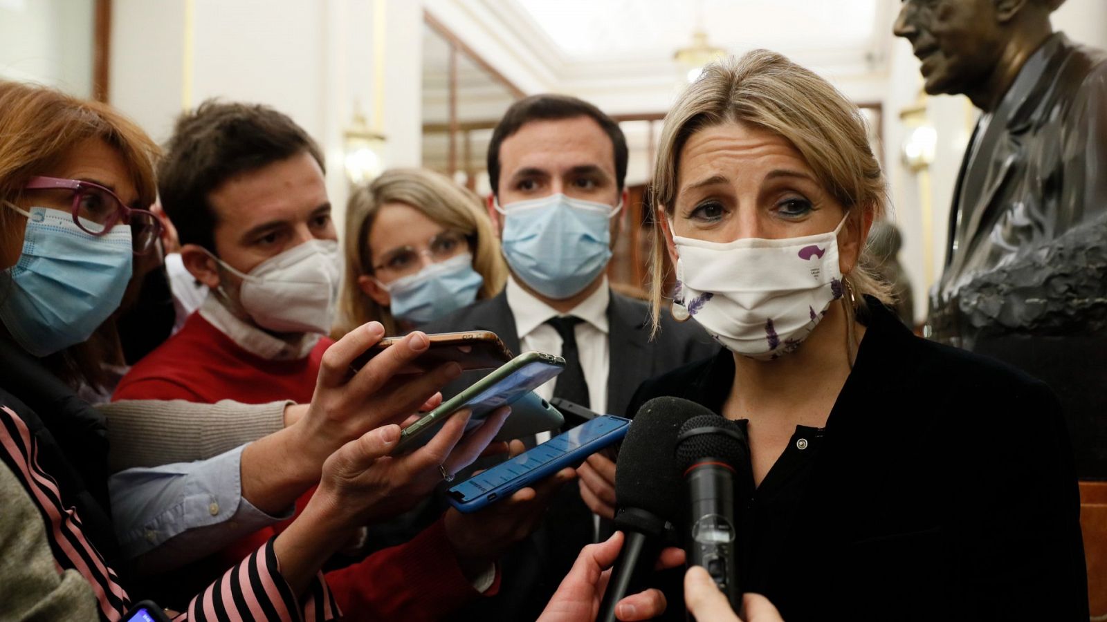 Yolanda Díaz expresa a Sánchez su rechazo a aumentar el gasto en defensa 