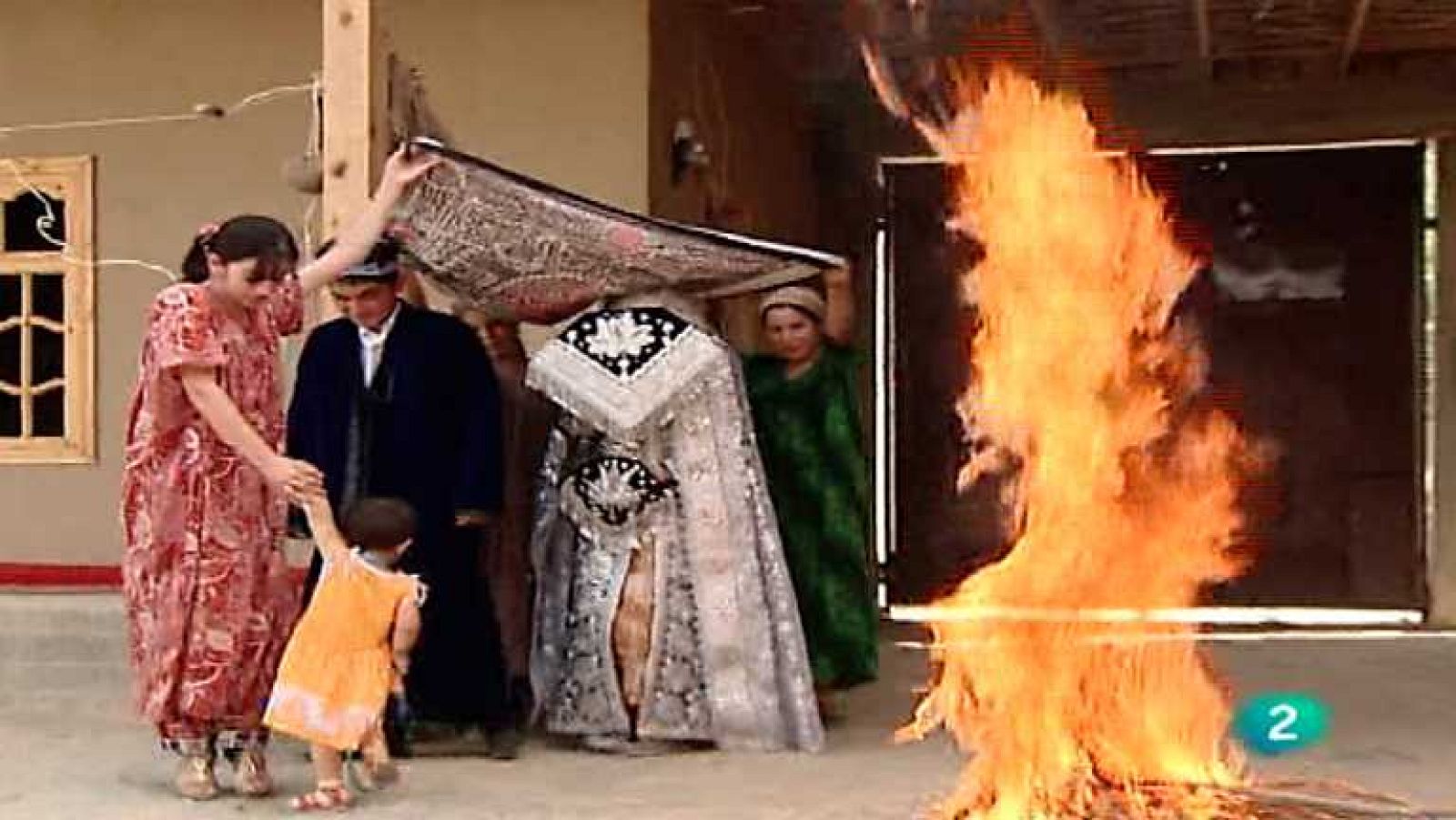 Otros pueblos - El fuego de Sogdiana. Yagnobis y tayikos - Otros pueblos | Ver