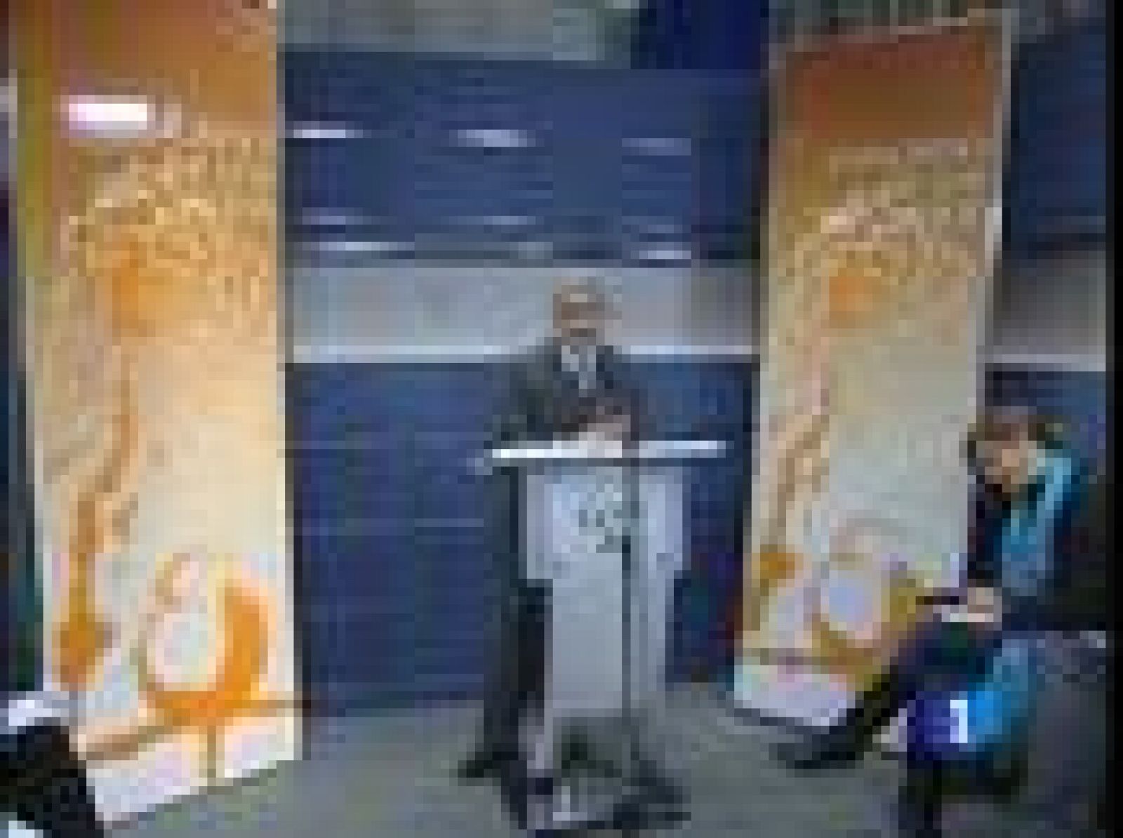 El Gobierno sigue buscando una solución para la activista saharaui | Ver