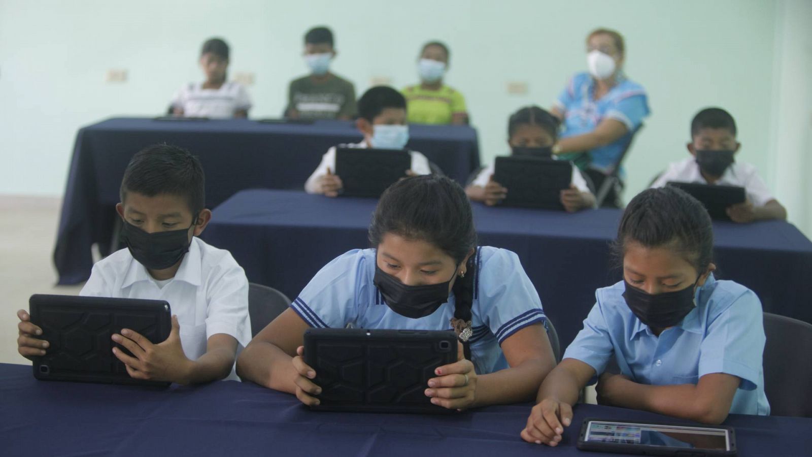 La pandemia afectó menos aprendizaje de estudiantes españoles