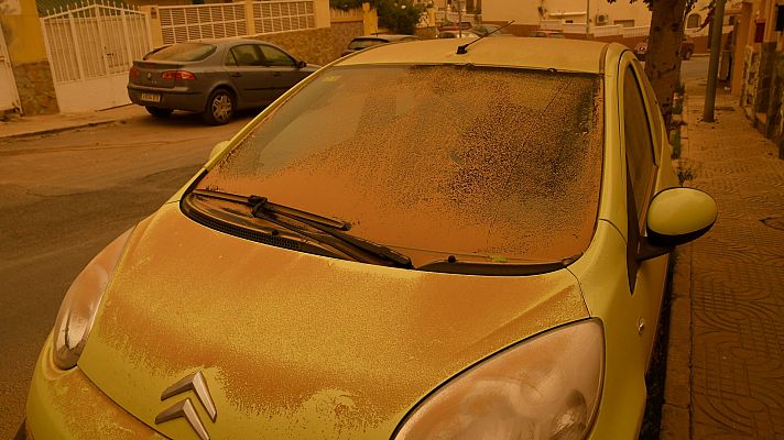 Telediario 2 - ¿Cómo limpiar el coche tras la calima?