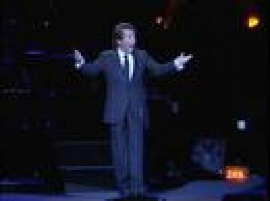  - Raphael pone Madrid a sus pies