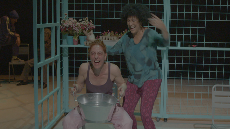 La obra 'El Cuaderno de Pitágoras', una mirada sobre la vida en una cárcel de mujeres 