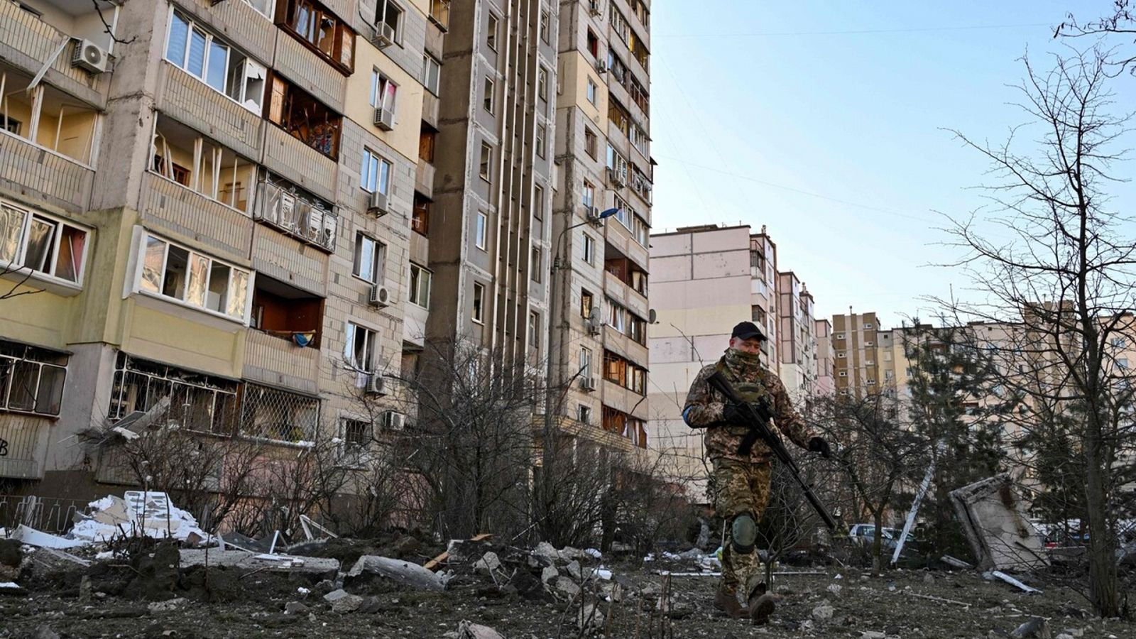 Guerra de Ucrania: Rusia ataca el oeste de Ucrania y Kiev
