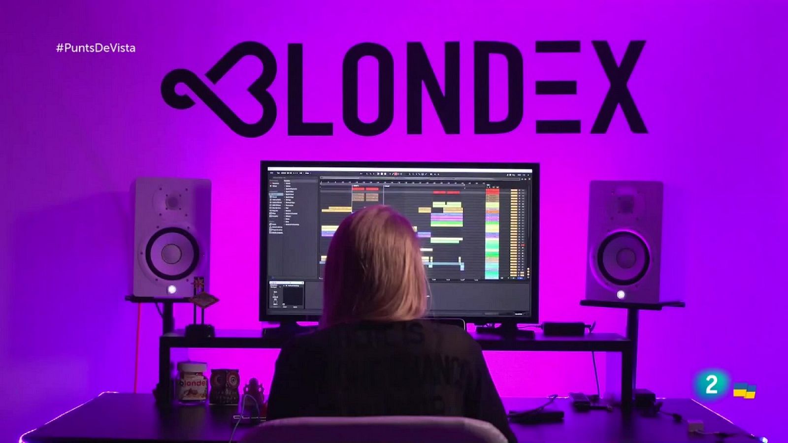 Blondex, la DJ catalana amb fans a l'Índia | Punts de vista