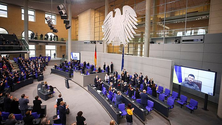 Zelenski, ante el Bundestag: Moscú "construye un nuevo muro"