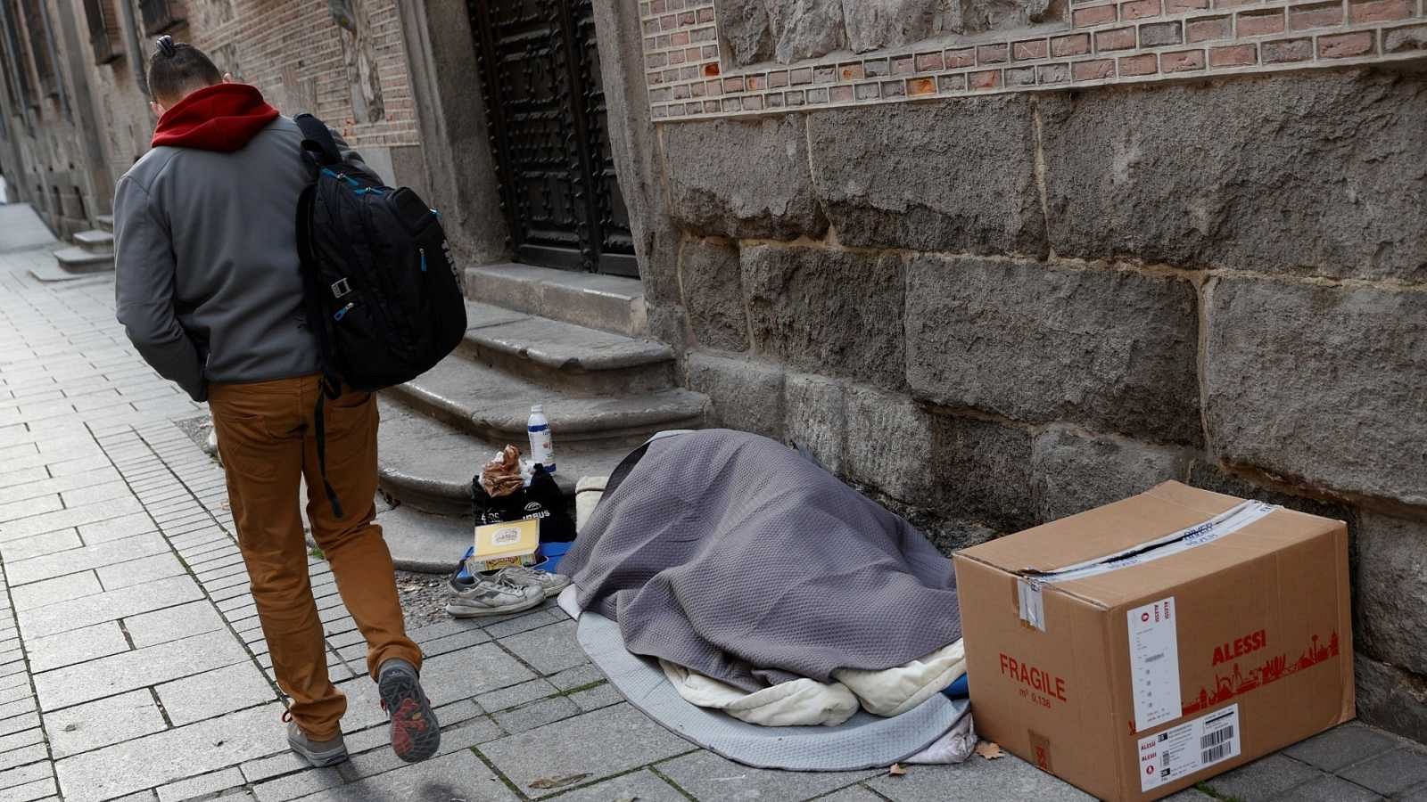 Un consejero de Ayuso cuestiona los datos sobre pobreza en Madrid