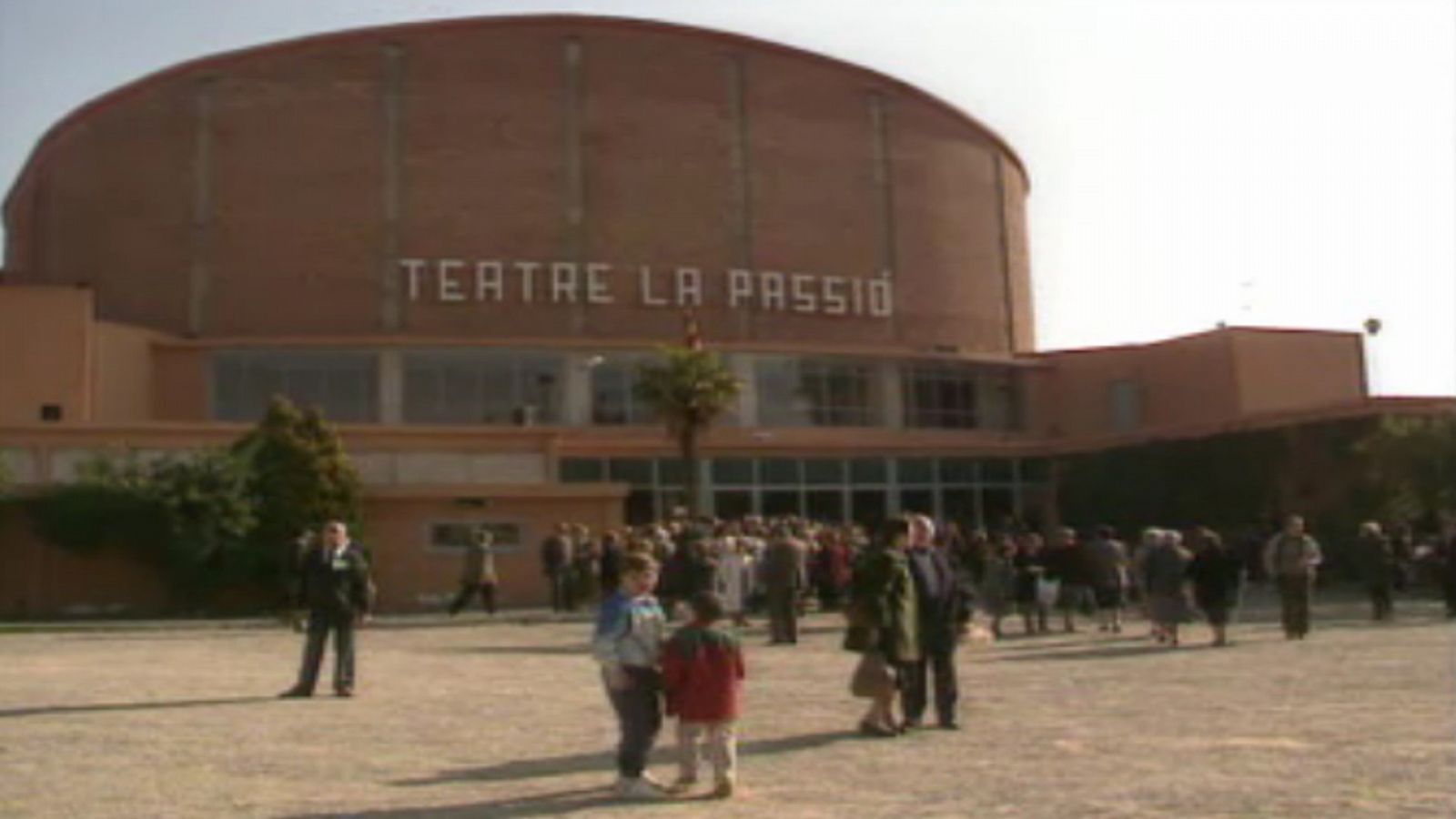 Arxiu TVE Catalunya - Giravolt - L'espectacle de tot un poble