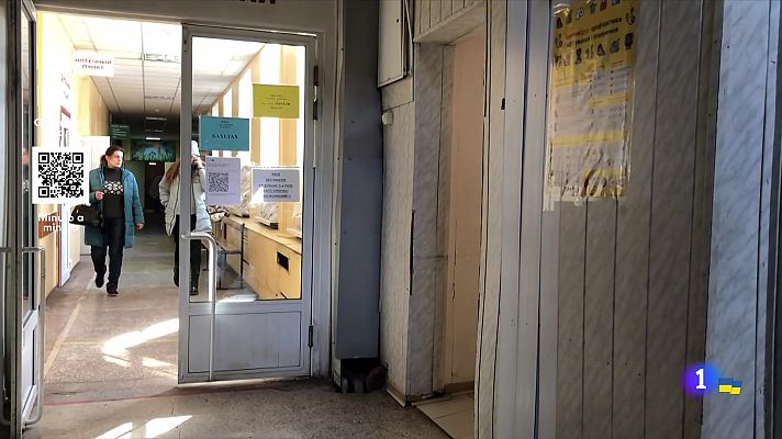 Telediario 2 - La OMS cifra en 43 los ataques a infraestructuras sanitarias desde que comenzó la guerra