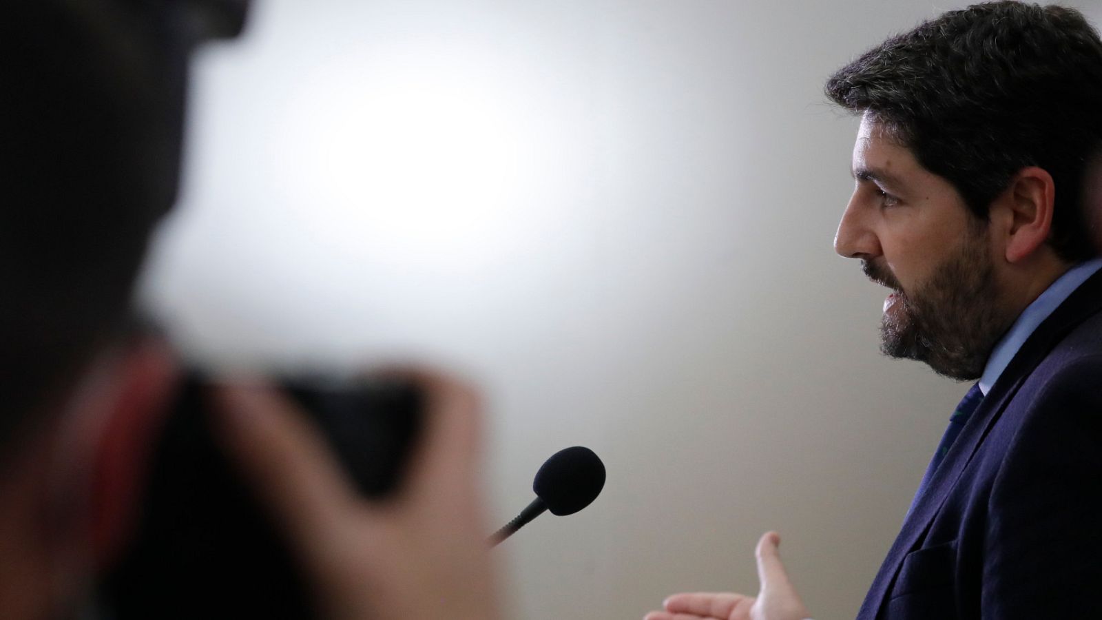 López Miras, sobre la huelga de transportistas: "La ministra no puede darles la espalda" - La hora de La 1 | Ver