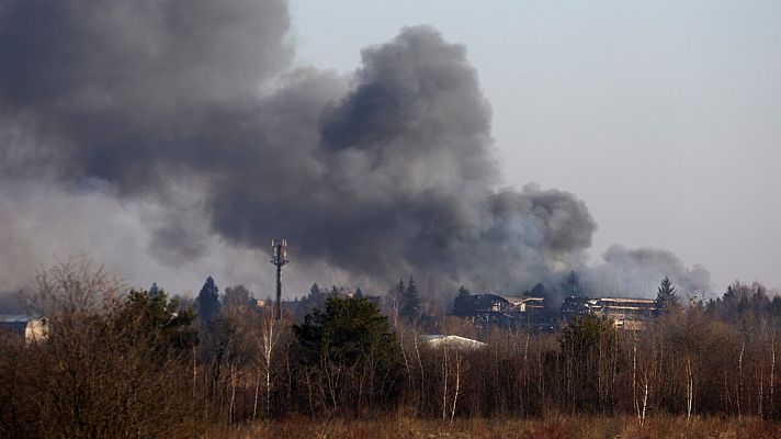 Rusia bombardea por primera vez Leópolis