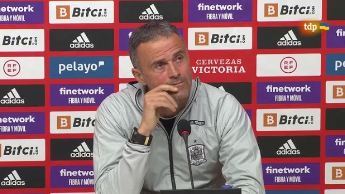 Fútbol - Luis Enrique, sobre Albania e Islandia: "Para mí no son partidos amistosos"