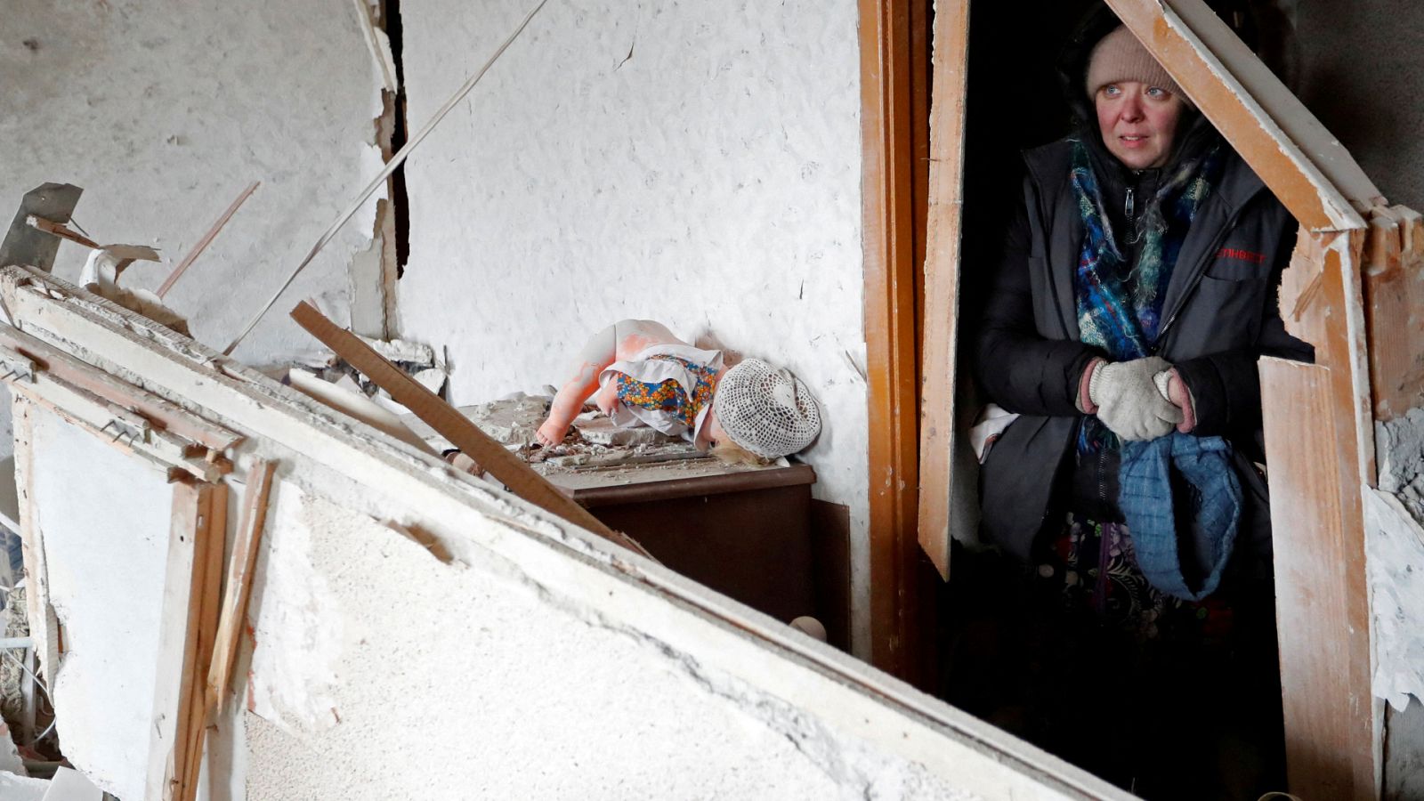 Mariúpol denuncia un ataque contra una escuela donde se refugiaban 400 personas | Ver