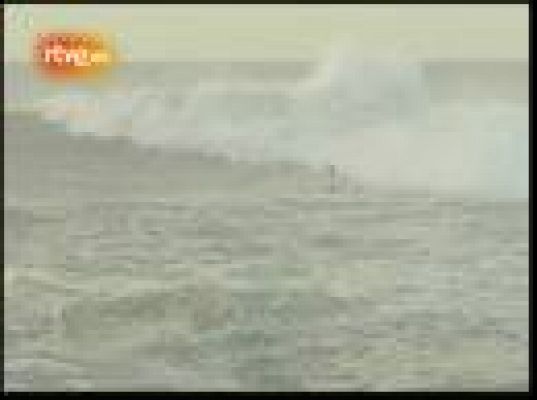  - Olas gigantes en Hawaii