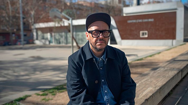 Página Dos - Valentín Roma publica El capitalista simbólico (Periférica)