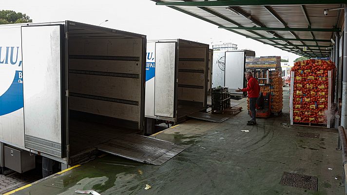 Telediario 1 - Aumentan los efectos del paro en la distribución de alimentos frescos y hortalizas