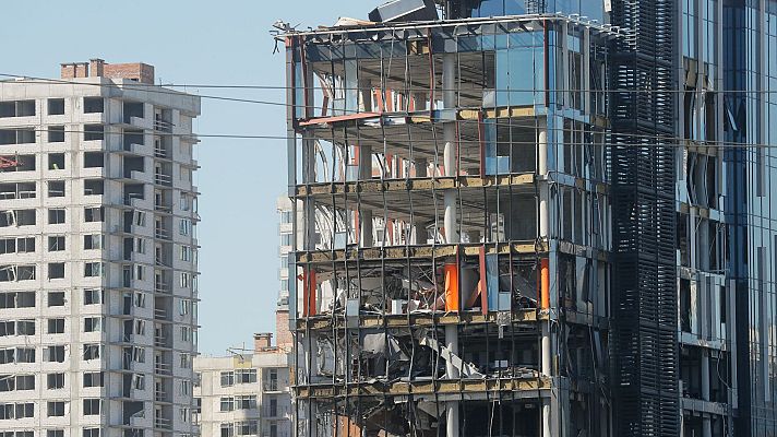 Telediario 1 - Teatro como refugio para la guerra en Kiev: "Si tenemos arte, la vida continúa"