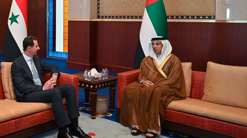 Polémica en la Premier por la reunión entre el Primer Ministro de Emiratos Árabes y propietario del City con Bashar al Assad            