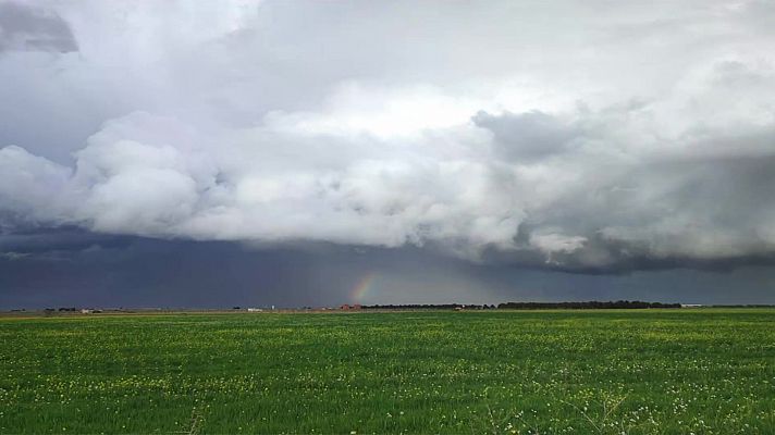 Precipitaciones persistentes y localmente fuertes en el norte de la Comunidad Valenciana, este de Teruel y sur de Tarragona