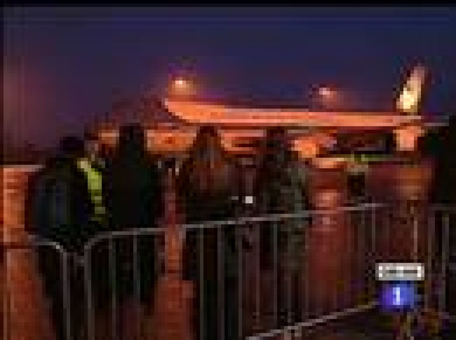 Obama llega a Oslo para recoger el Premio Nobel de la Paz | Ver