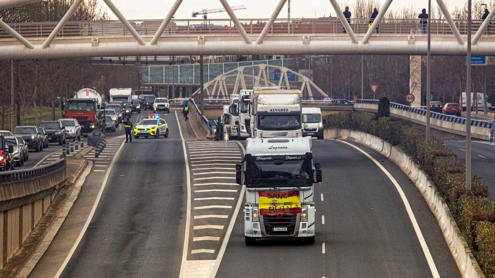 Día 10 de paros en el transporte: nuevos incidentes y más apoyos