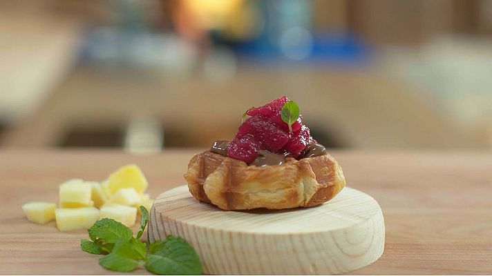 Menudos Torres - Receta de gofre de manzana y crema de chocolate