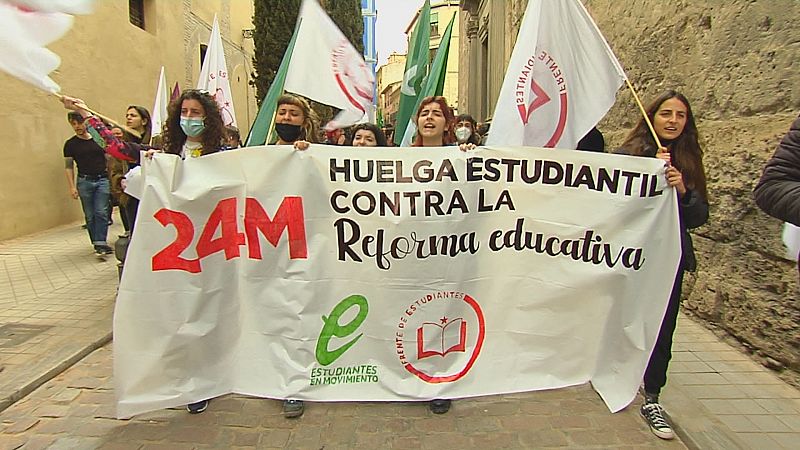 Huelga contra la reforma educativa - Ver ahora