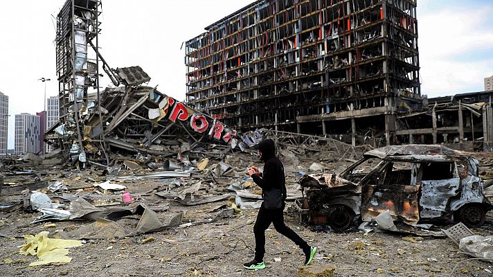 Telediario 1 - Un mes de guerra en Ucrania: las imágenes del conflicto