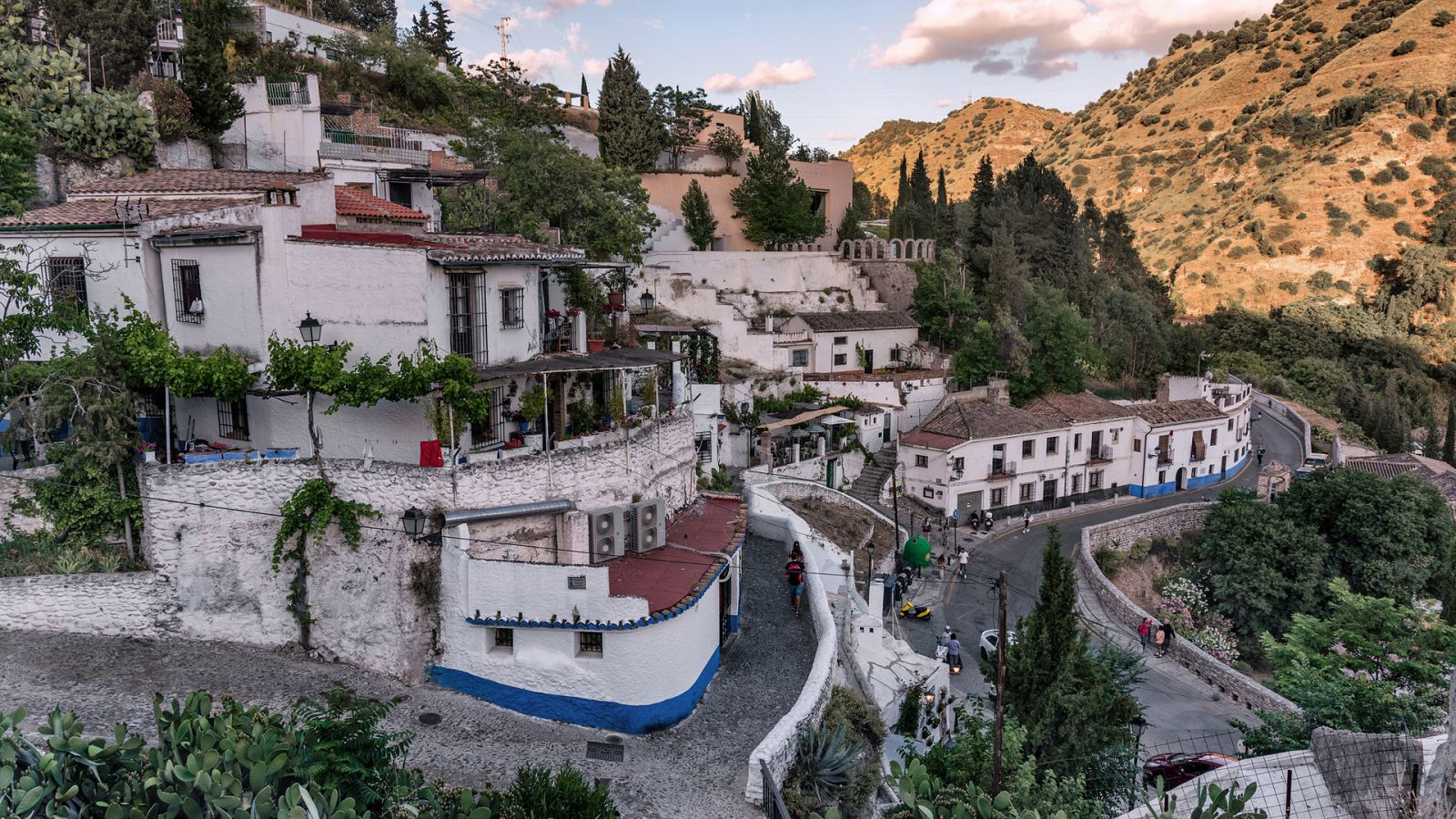 Arqueomanía - Los libros Plúmbeos del Sacromonte - Documental en RTVE