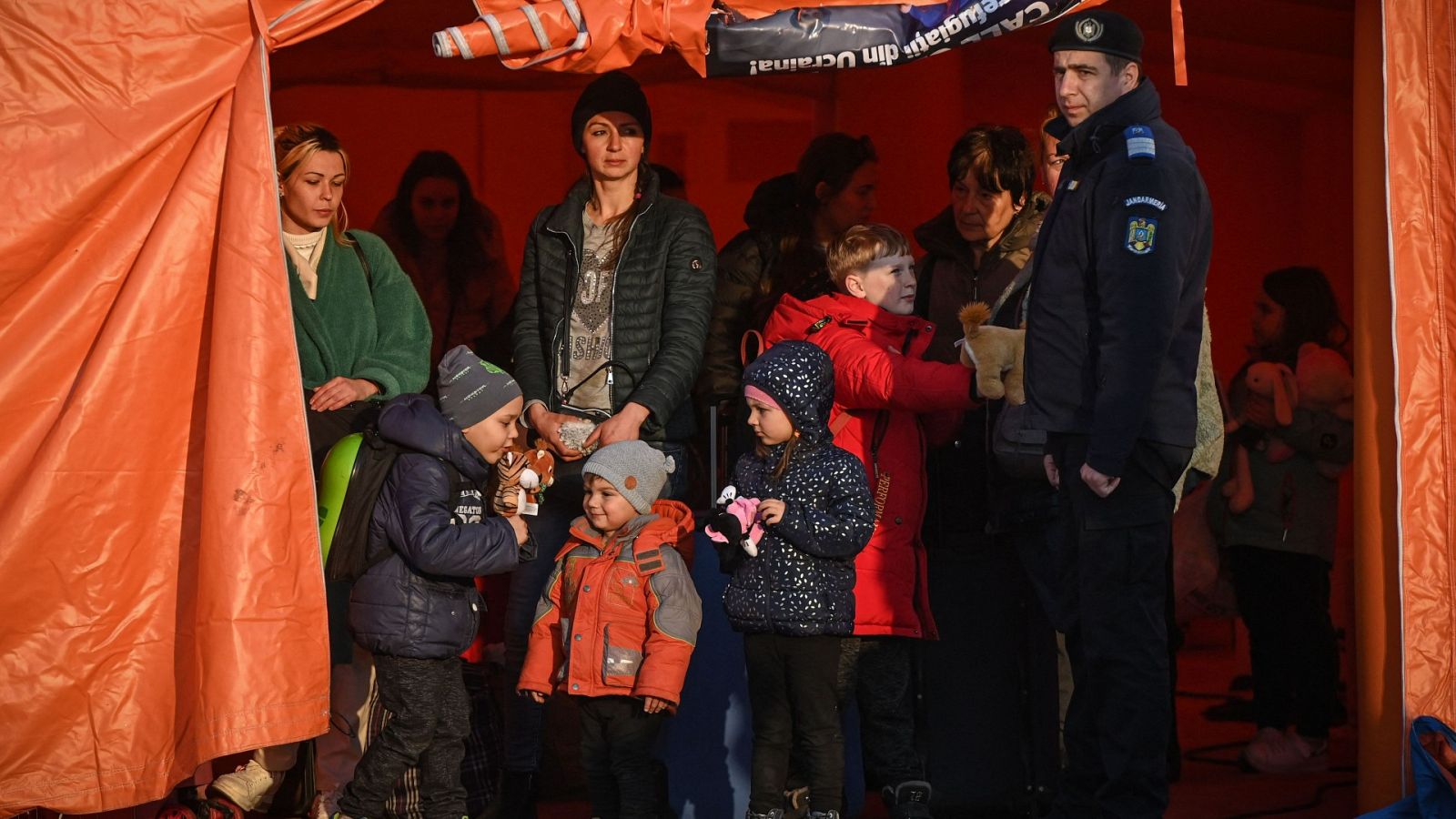 Seis de cada diez refugiados ucranianos han salido por la frontera polaca