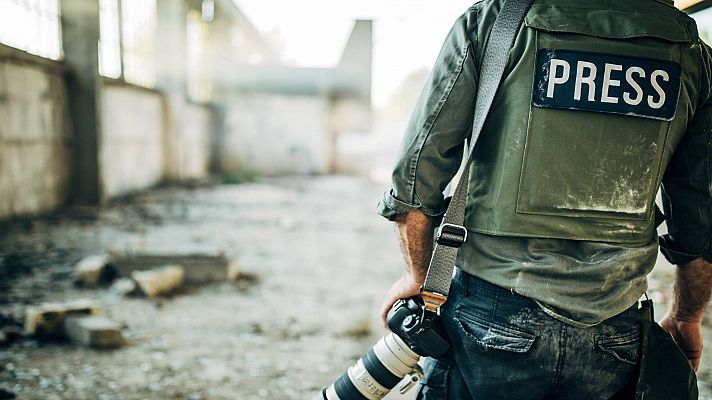 Telediario 2 - Las difíciles condiciones de los periodistas que informan desde Ucrania