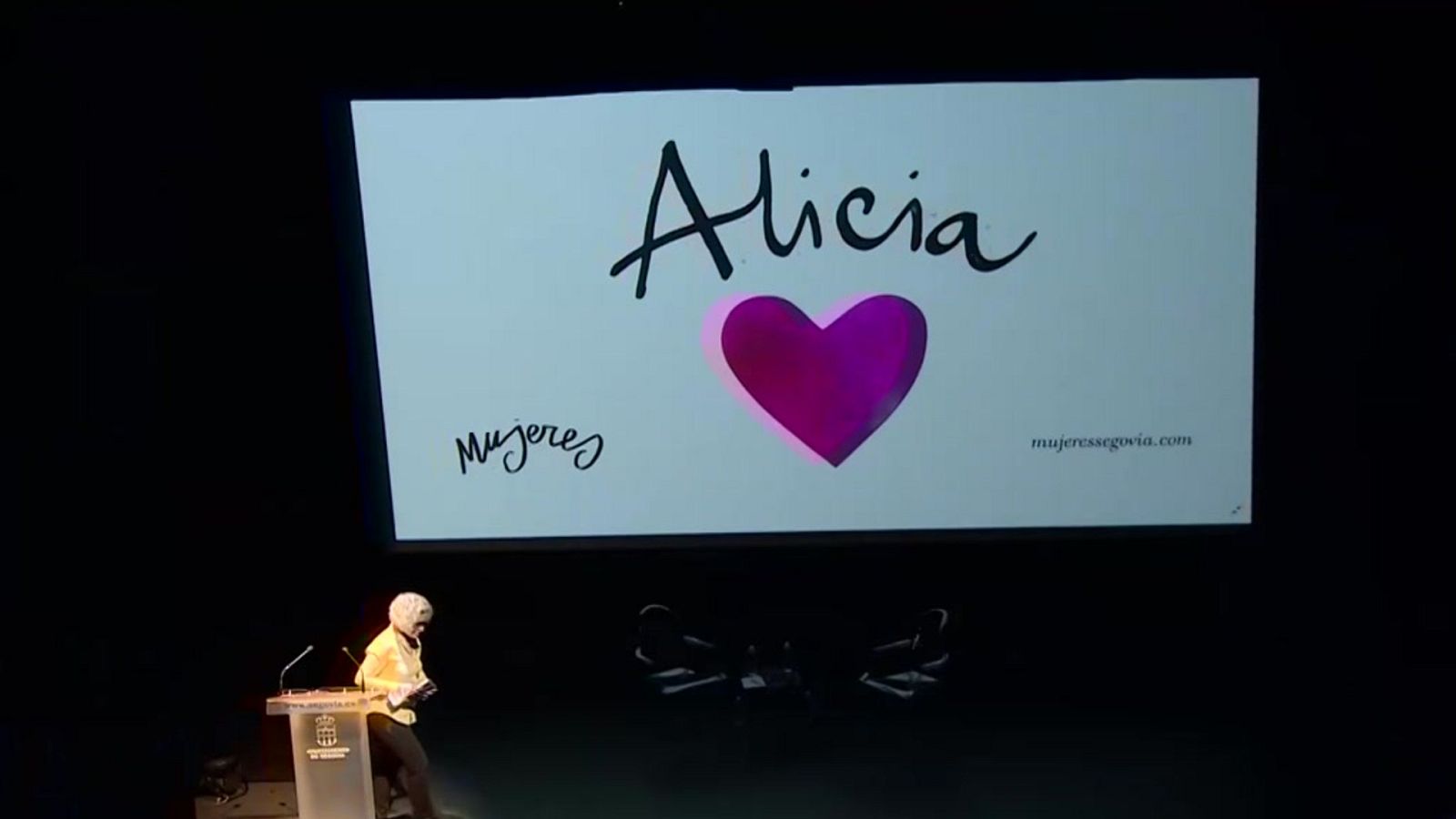 Homenaje a Alicia Gómez Montano en la décima edición del foro 'Mujeres que transforman el mundo'