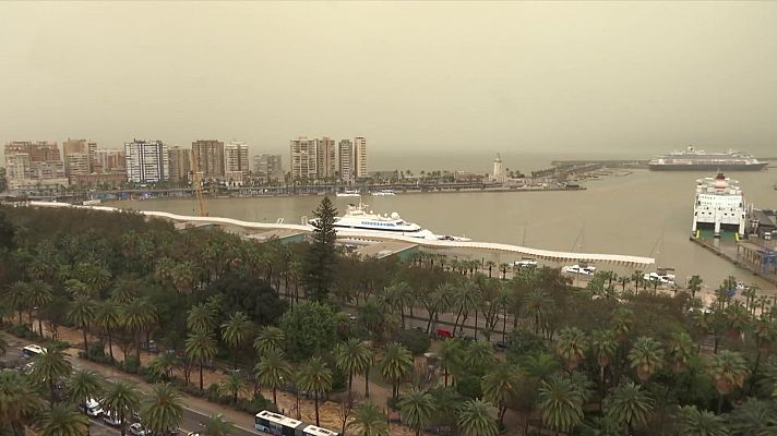 Rachas de viento muy fuertes en las montañas del sudeste y litorales de Alborán en la primera mitad del día