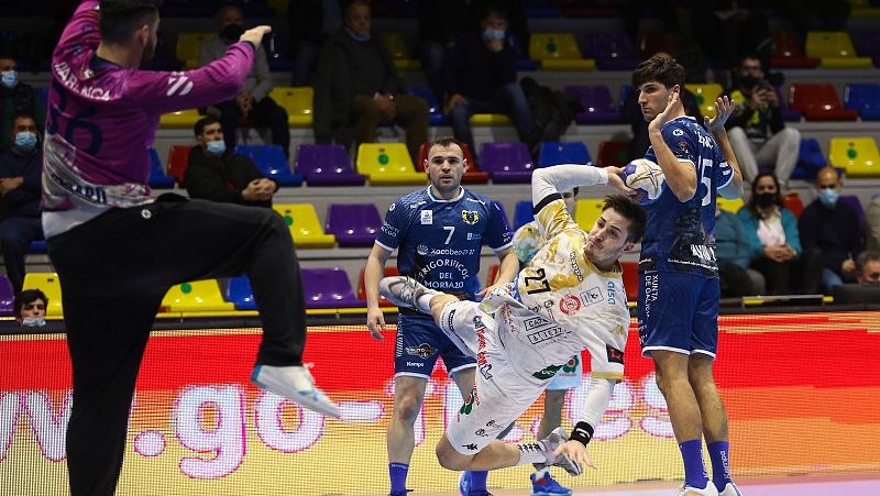 Balonmano - Copa del Rey. 1/4 Final: Cangas Morrazo - Ademar León