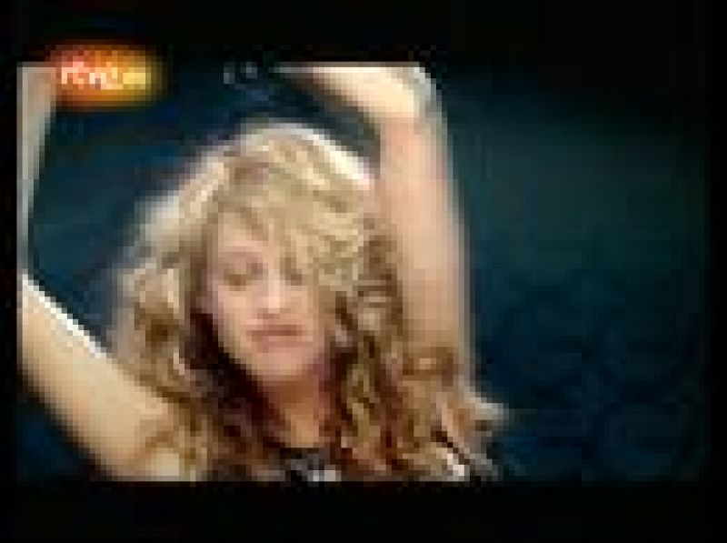 Videoclip de Paulina Rubio 'Ni rosas ni juguetes'.