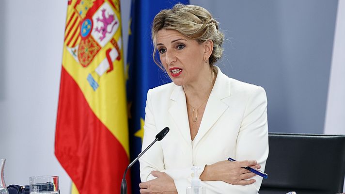 El Gobierno refuerza la prohibición de despedir a empleados