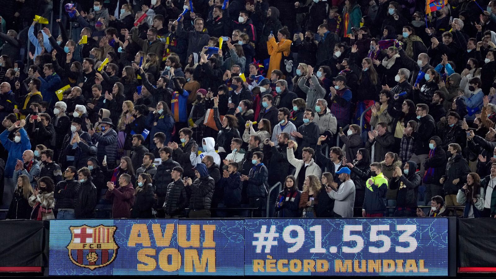 El Barça-Madrid en el Camp-Nou bate el récord mundial de público en un partido femenino -- Ver ahora