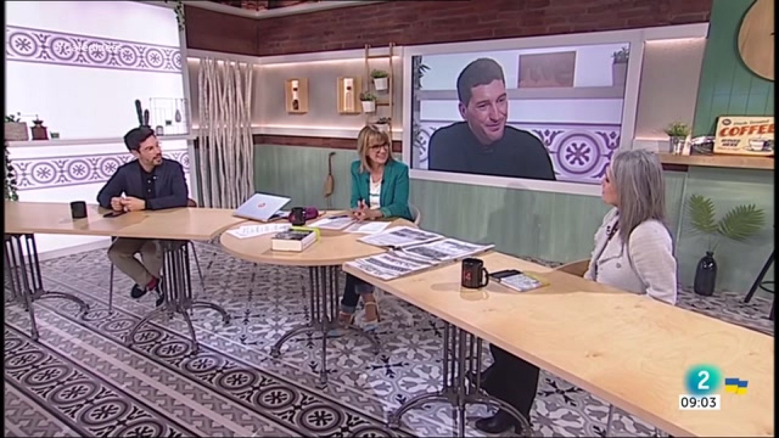 Oriol Mitjà, Guillaume Tarradellas i Julieta Serrano