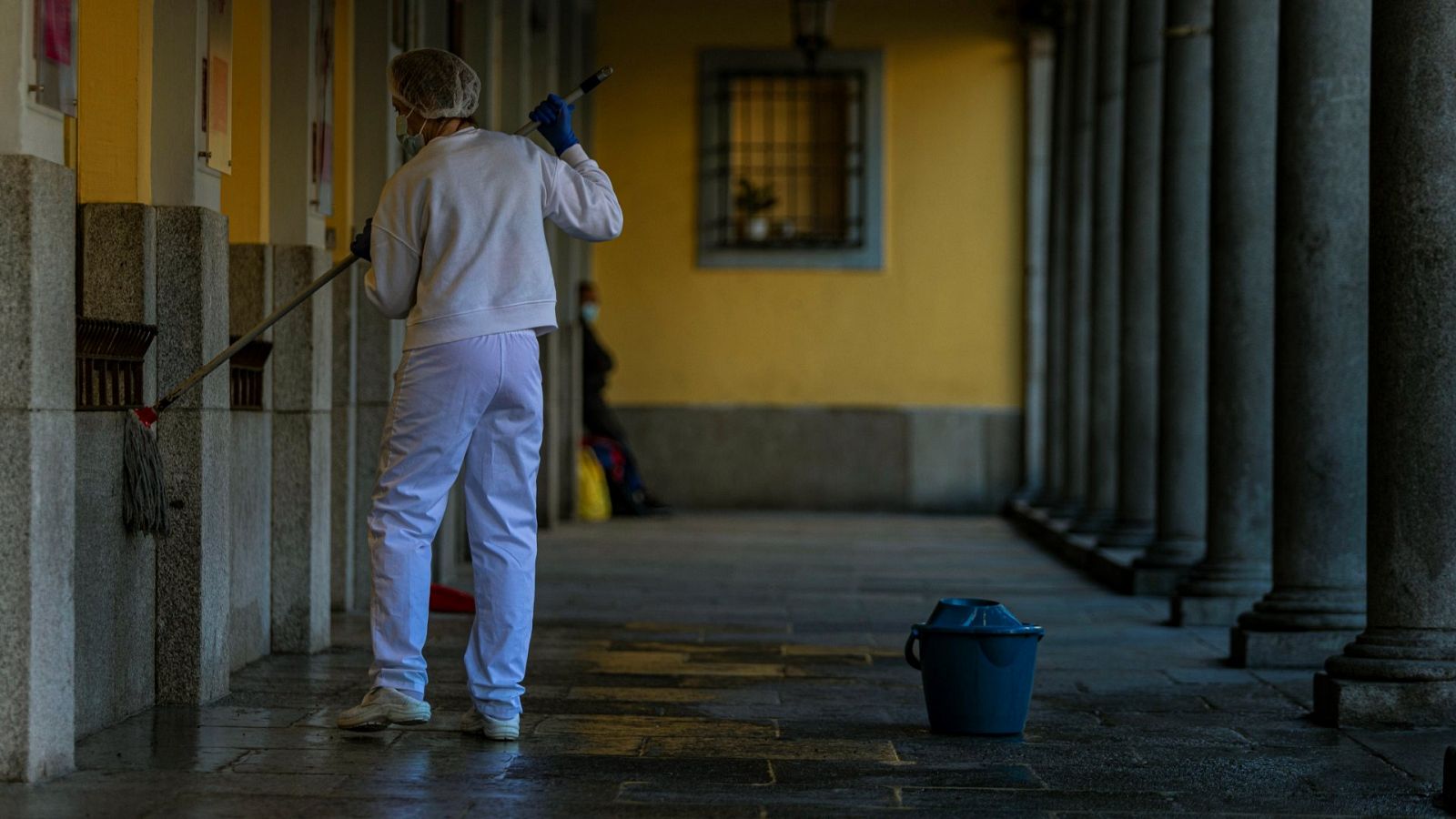 Entra en vigor la nueva reforma laboral, centrada en reducir los contratos temporales