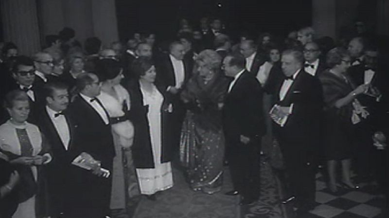 NODO - Noche de gala con la representracin de Don Carlo en el Gran Teatre del Liceu