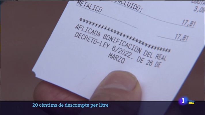 Comença el descompte de 20 cèntims per litre