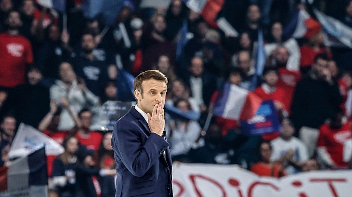 Informativo 24h - Macron se da un baño de masas en su único mitin de campaña