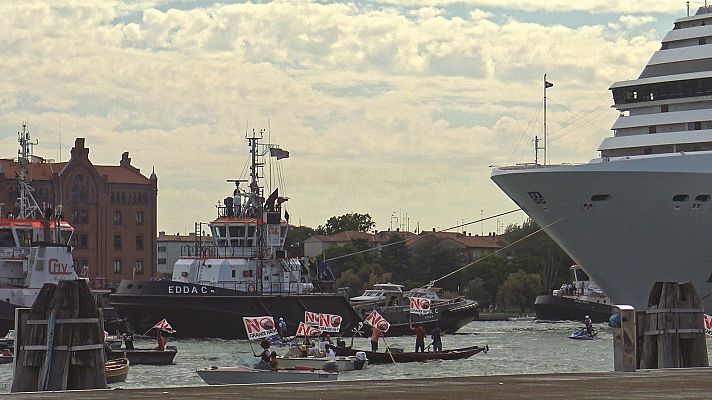 La noche temática - Vivir en una postal