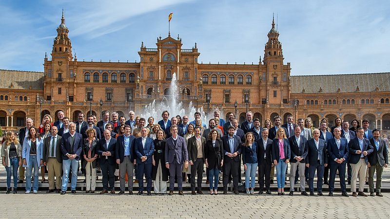 Andalucía y Galicia ganan peso en el nuevo PP de Feijóo