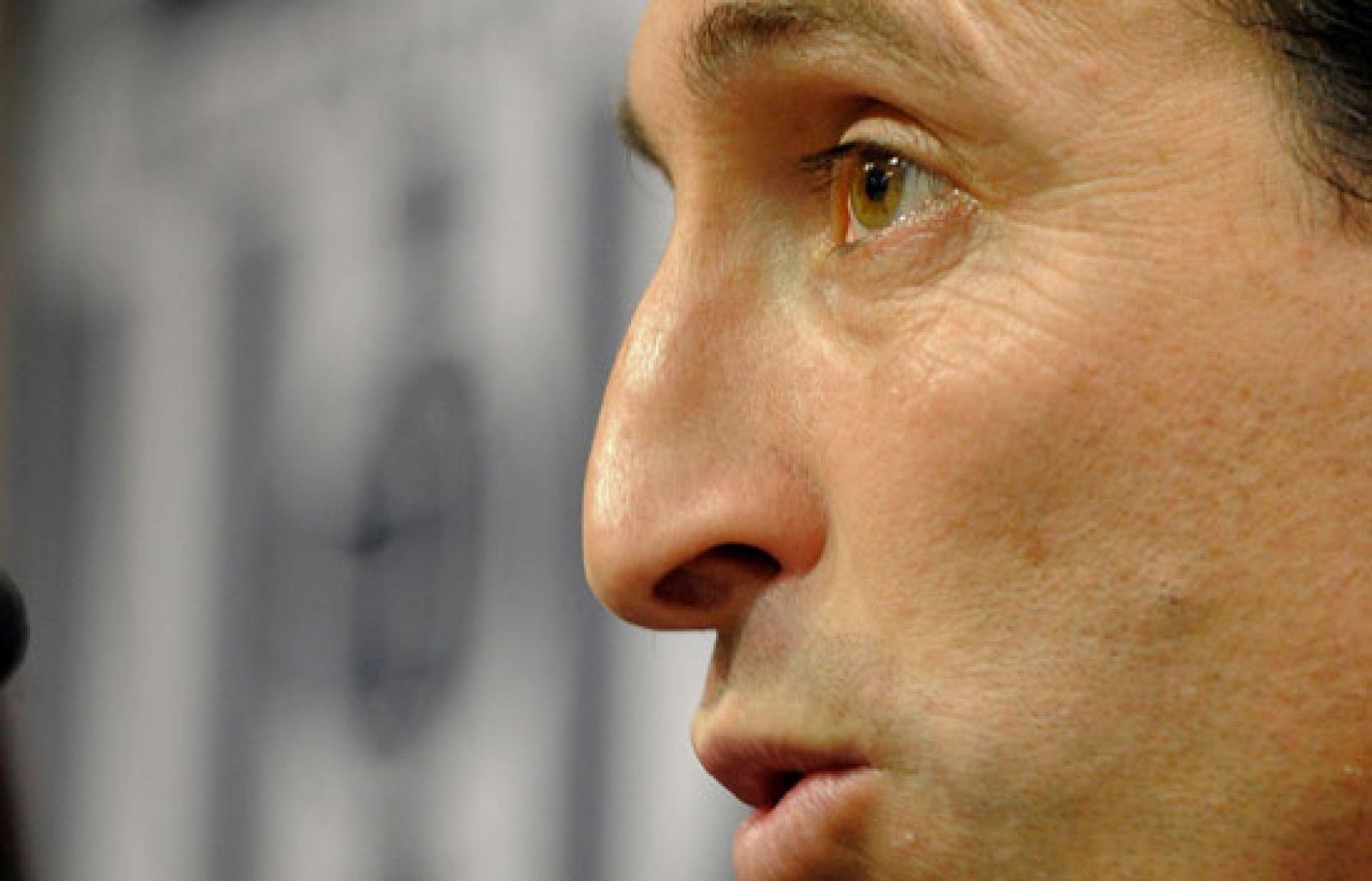 Emery esconde sus cartas | Ver