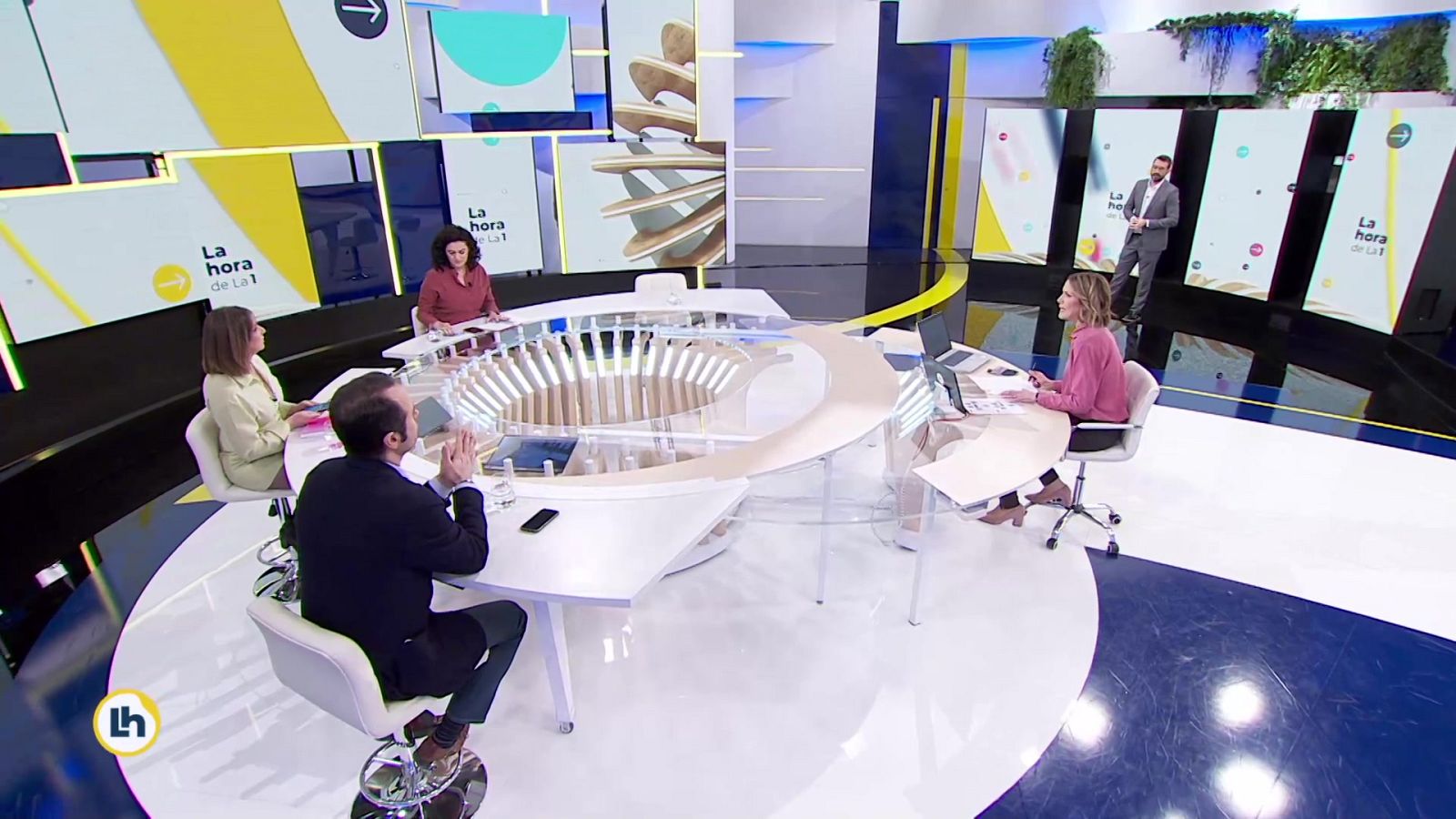 La hora de La 1 - La hora de la actualidad - 05/04/22 - ver ahora