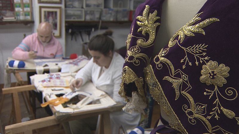 Renace la artesanía cofrade - Ver ahora