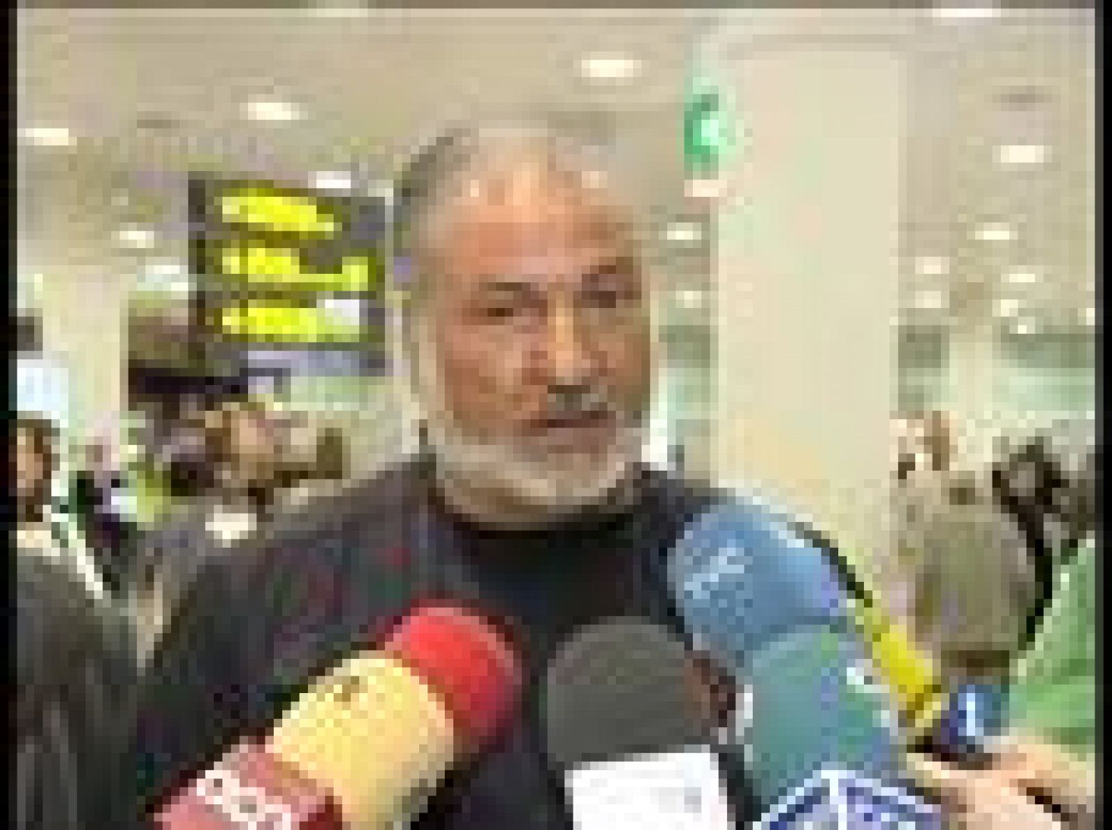 Los compañeros de los secuestrados en Mauritania llegan a Barcelona | Ver